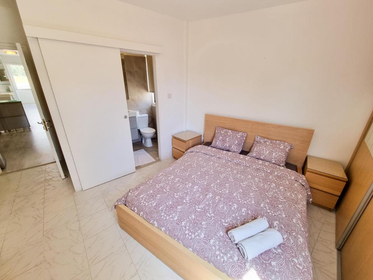 Cheer Up City Apartment, Near To The Finikoudes Beach Larnaca Exteriér fotografie